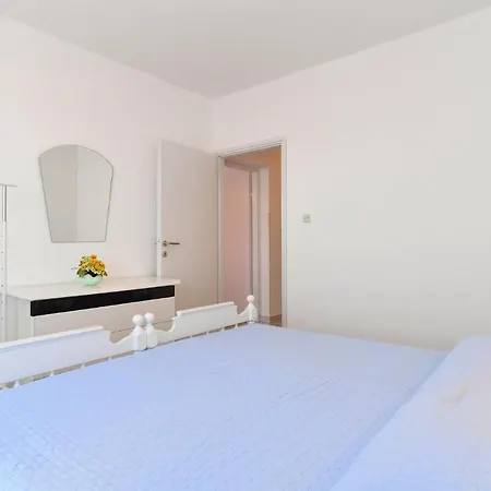 Apartmán Mauricio 194 *